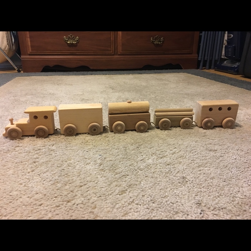 Wooden train set - Picture 1 of 10